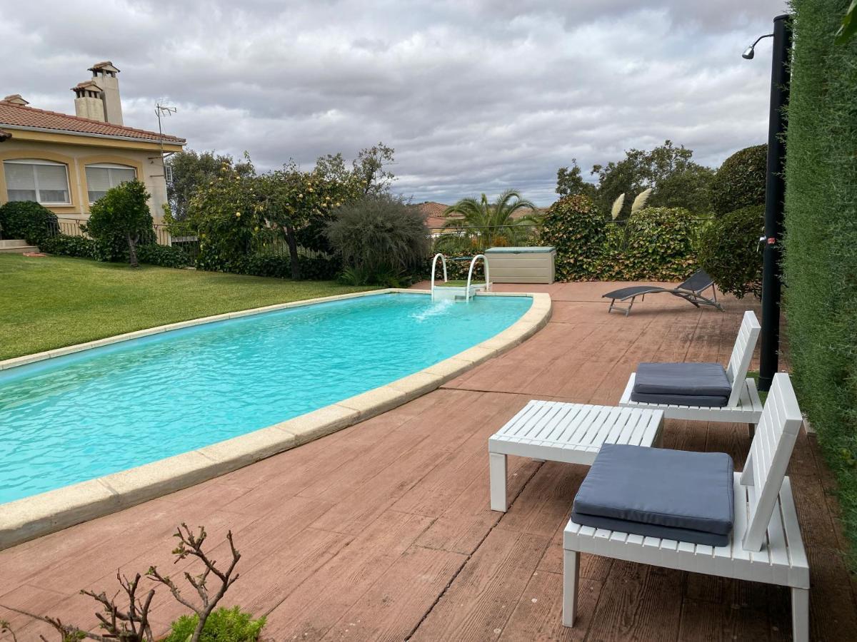 Jardin De La Yedra Guest House Caceres Exterior photo