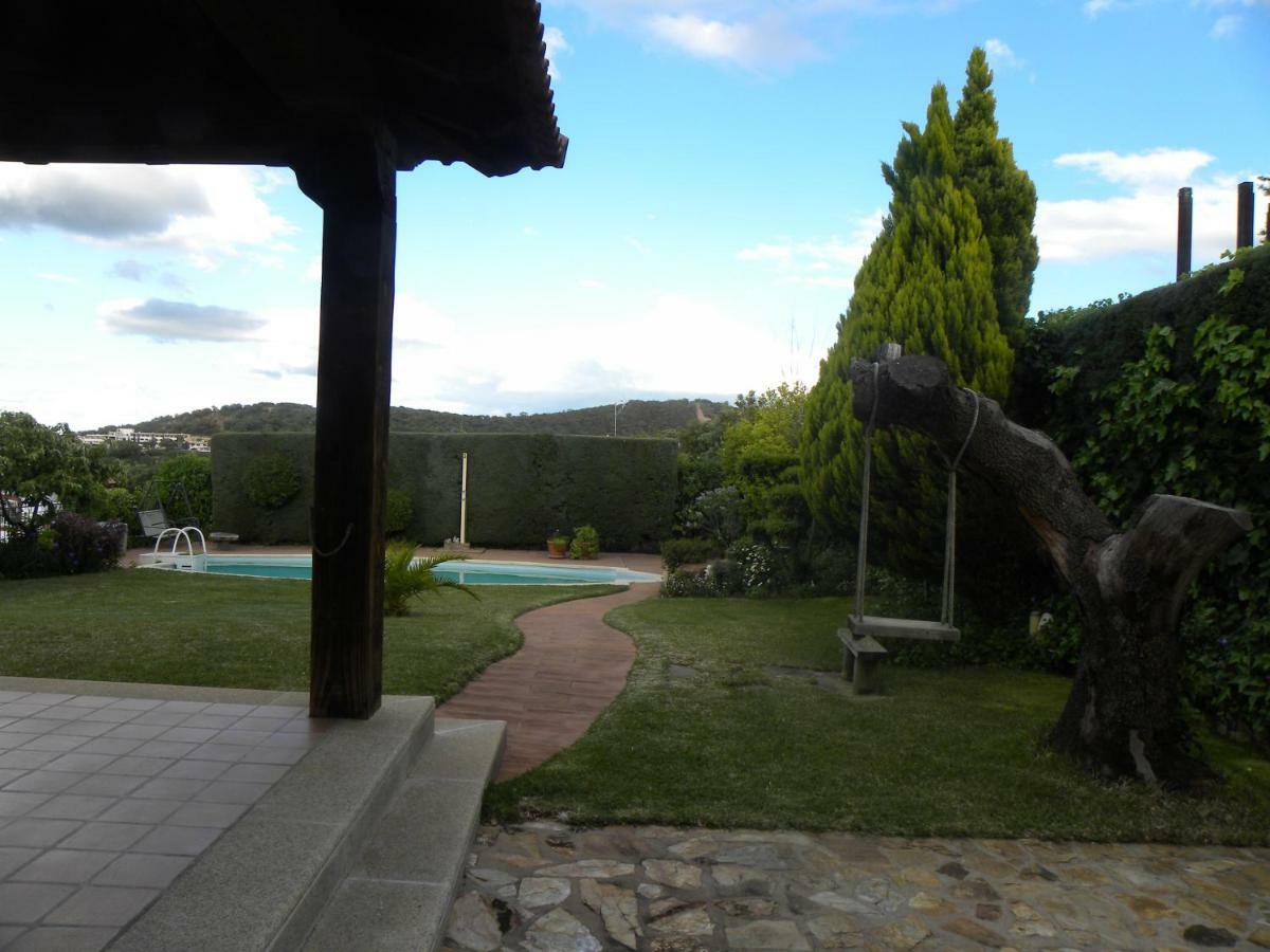 Jardin De La Yedra Guest House Caceres Exterior photo